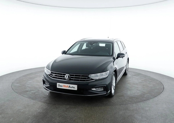 Volkswagen Passat cena 118800 przebieg: 108133, rok produkcji 2020 z Rybnik małe 781